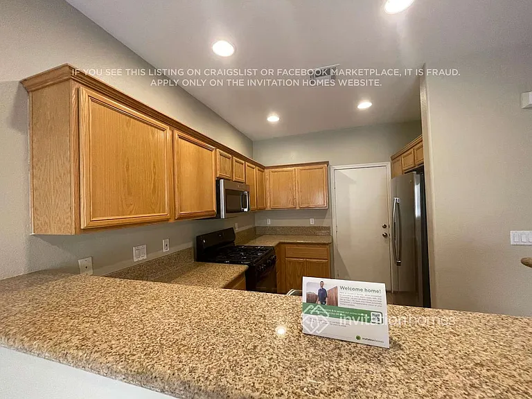 6323 Blushing Willow St — Photo 6