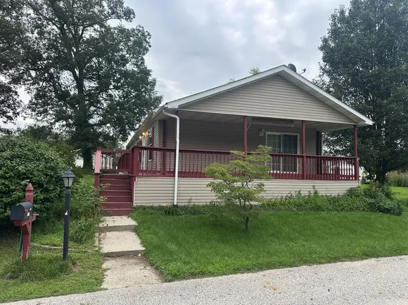 3783 Club House Rd, Rensselaer, IN 47978