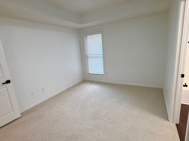 10639 Meeting St #303 — Photo 10