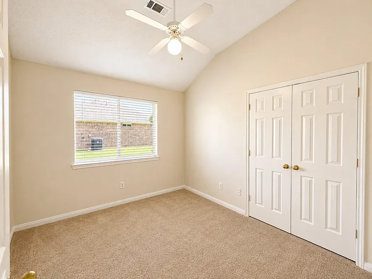 6858 Stillwater Dr — Photo 13