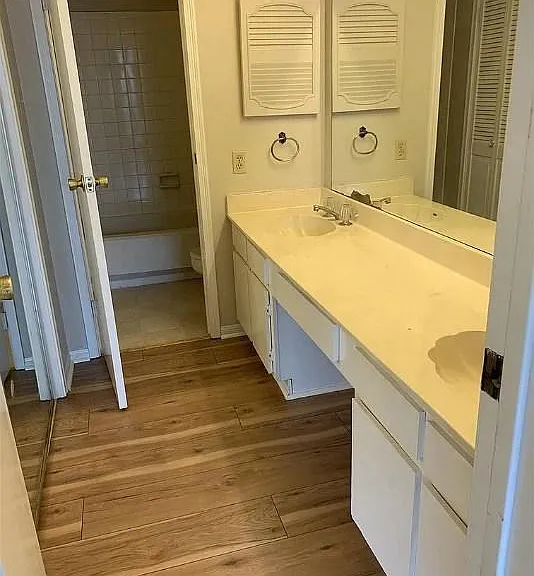 1620 Wellington Pl #502 — Photo 7