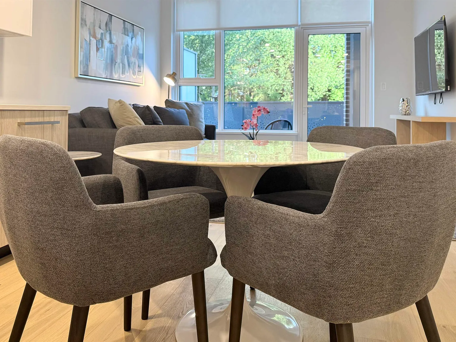 1 bed, 630 sqft, $3,800 — Photo 3