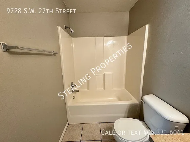 9728 SW 27th St — Photo 9