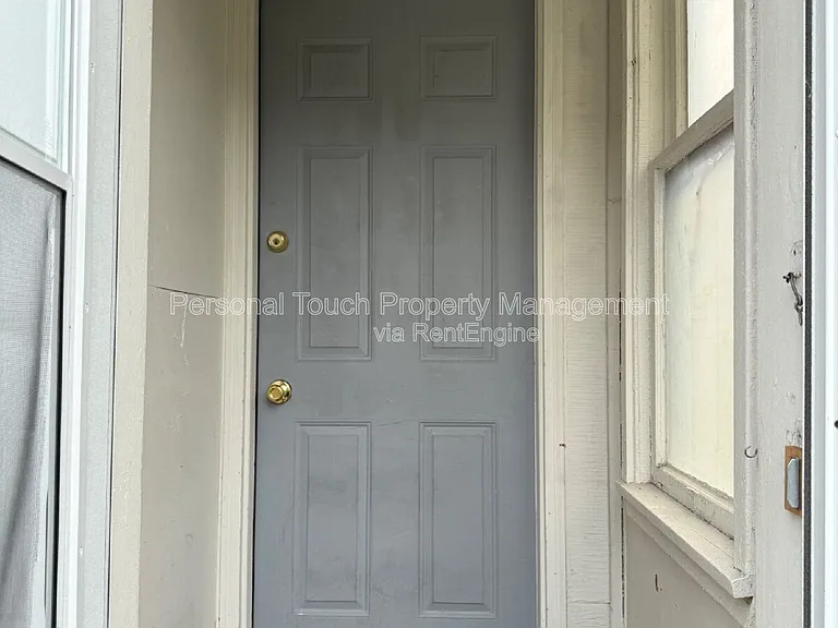821 10th St N #3 — Photo 7