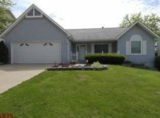 1205 Colby Dr, Saint Peters, MO