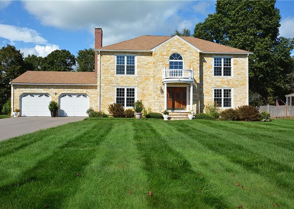 1st image of 5 Hannah Dr