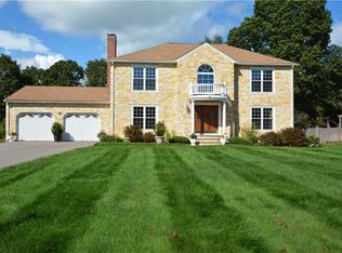 5 Hannah Dr, Cumberland, RI 02864