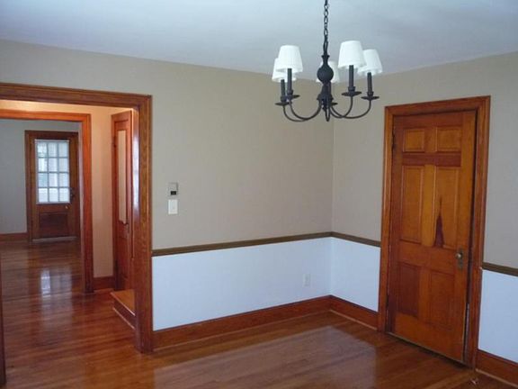 3rd image of 3214 Fleming Ave NW