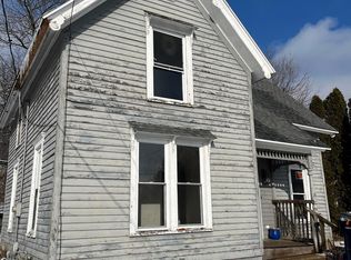 1314 Laurel Ave, Janesville, WI 53548