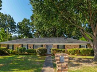 3204 Edgewood Rd, Kilgore, TX 75662