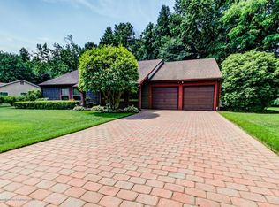 97 Onyx Pl, Matawan, NJ 07747