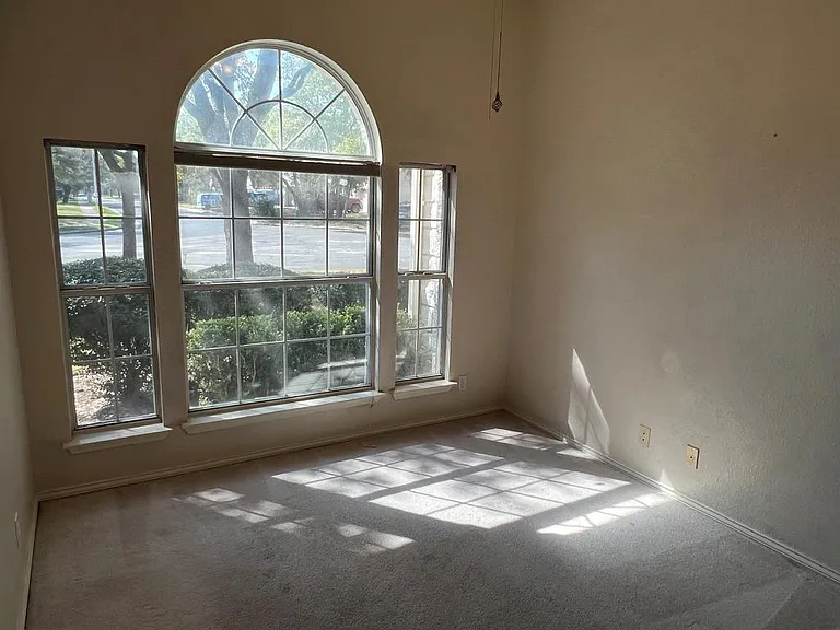 5340 Moon Shadow Dr — Photo 14