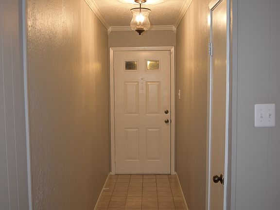 2nd image of 8205 Easy St