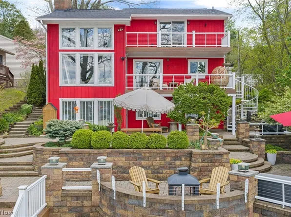 405 Snow Ave, Akron, OH 44319