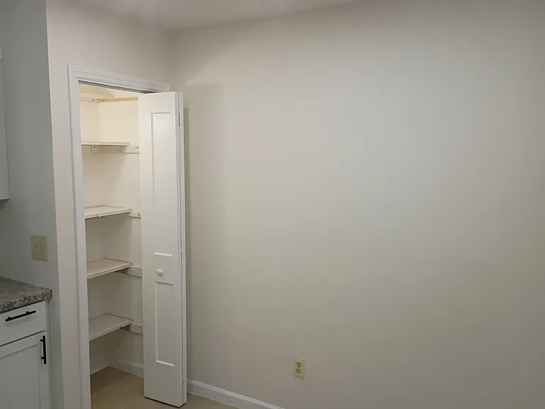 317 Frances Ave — Photo 9