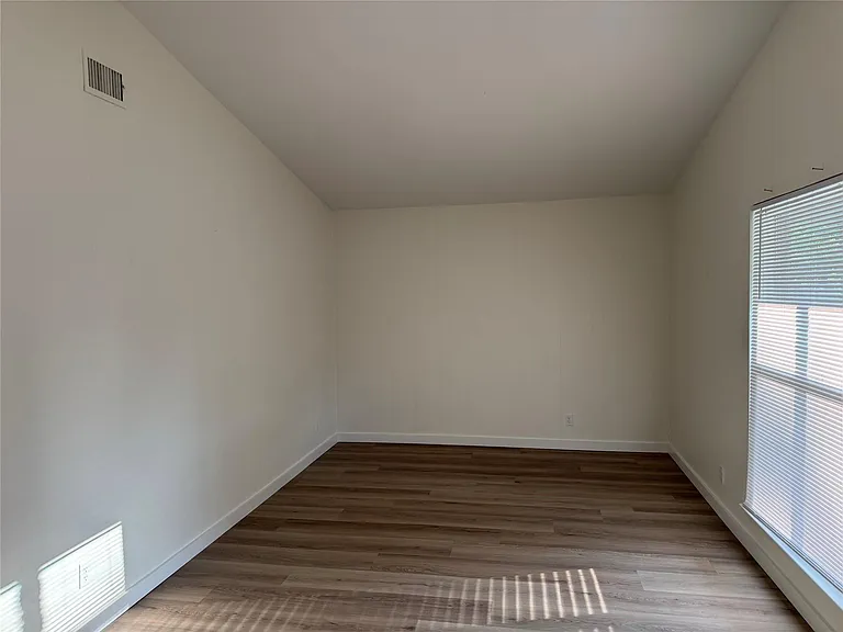 6507 Middleham Pl — Photo 2