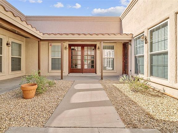 4th image of 801 Marimba Dr