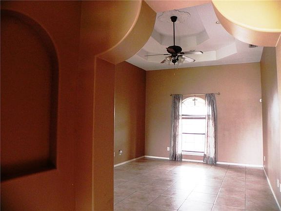 2nd image of 2832 Ernesto Dr