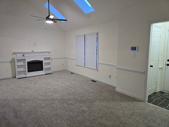 4th image of 7406 Pineleaf Dr