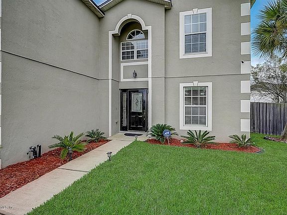 5th image of 8810 Oxfordshire Dr