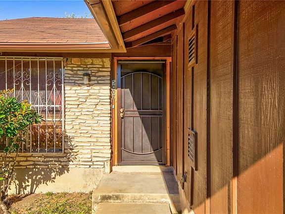 4th image of 5002 Bundyhill Dr