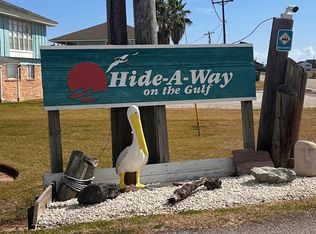 119 Crows Nest Rd, Freeport, TX 77541