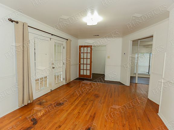 2nd image of 217 Wellesley Blvd