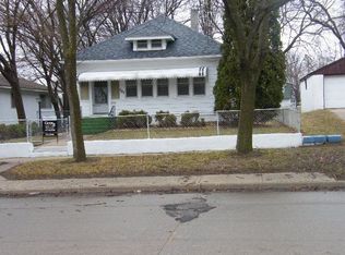 707 Cottage St, Waterloo, IA 50703