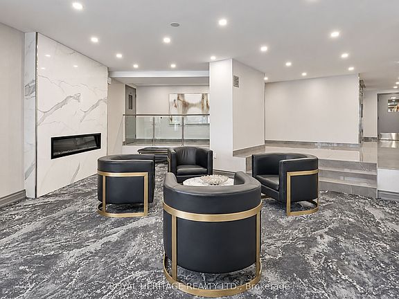 3rd image of 10 Edgecliff Golfway #603