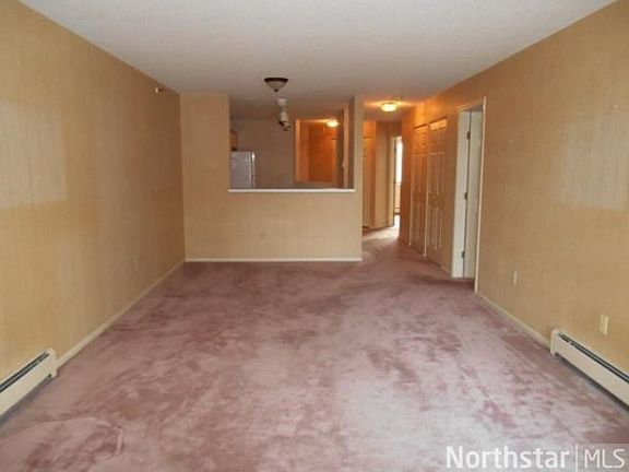 2nd image of 7601 Edinborough Way APT 6210