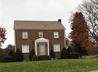 1000 Sharon New Castle Rd, Farrell, PA 16121