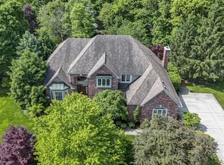 7372 Fox Hollow Rdg, Zionsville, IN 46077