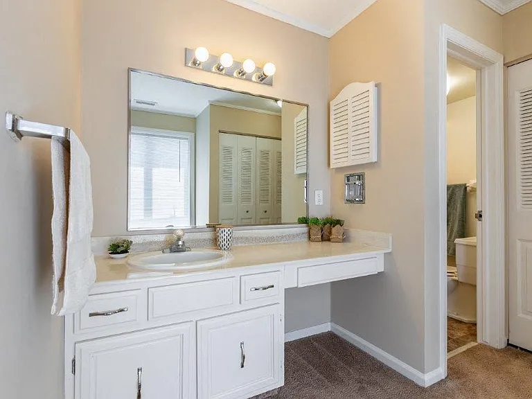 Regency Lakeside Apartment Homes — Photo 12