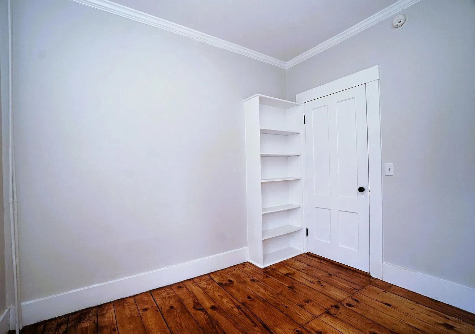 53 Gale Avenue — Photo 3