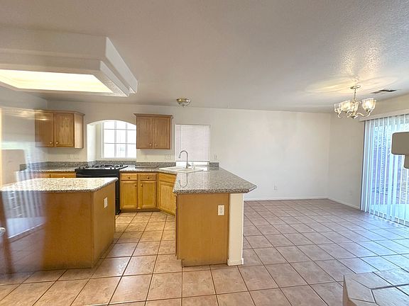 5th image of 7449 Mission Palm St