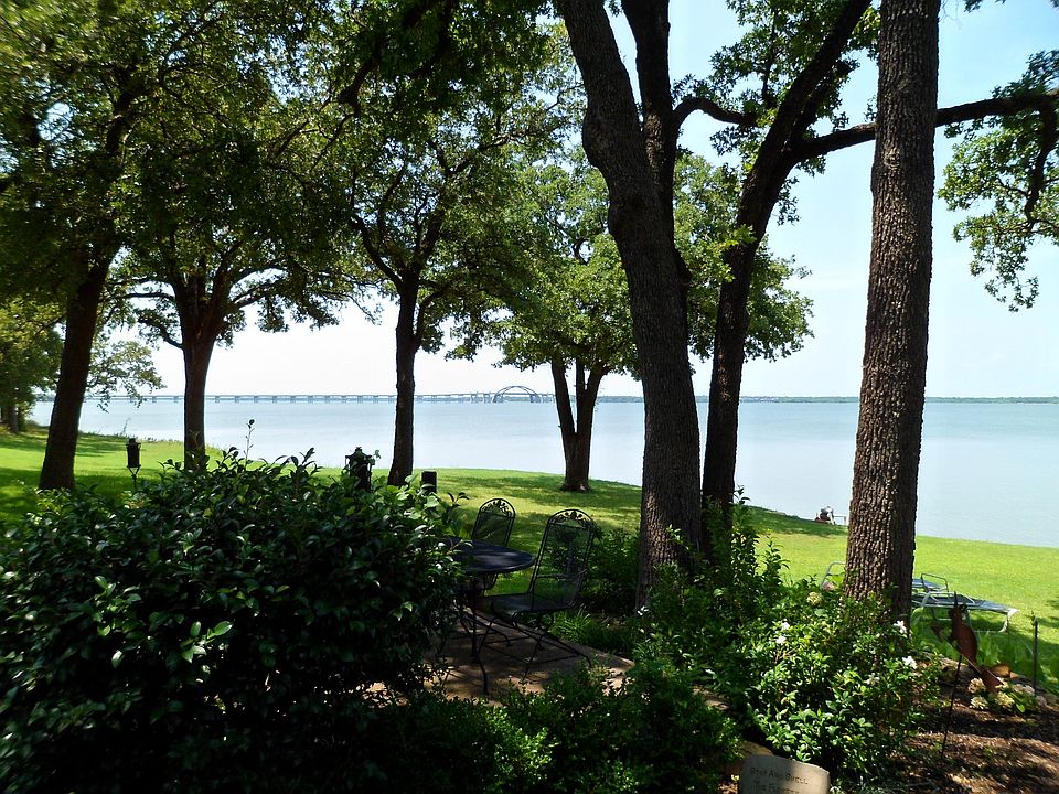 1st image of 420 Sunset Cove Ln