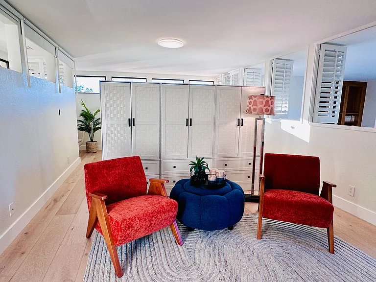 Upstair living area