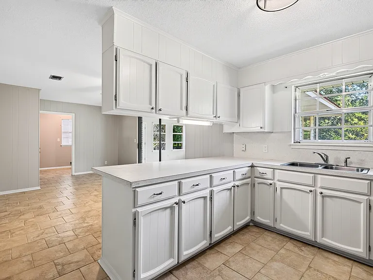 14320 Mallett Rd — Photo 26