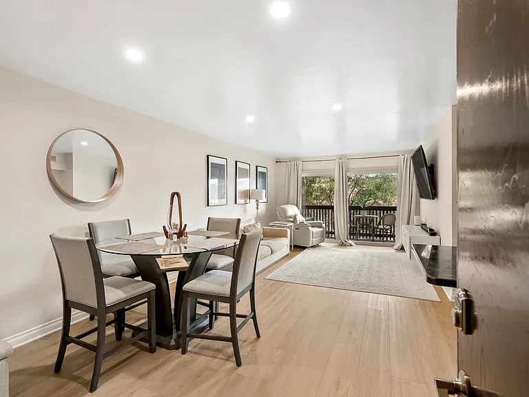 6202 Friars Rd #204 — Photo 5