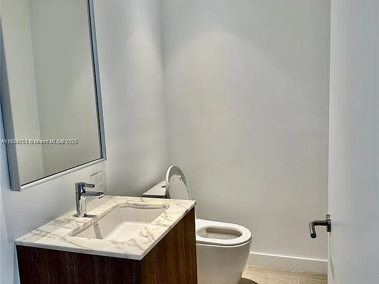 500 Alton Rd #1708 — Photo 12