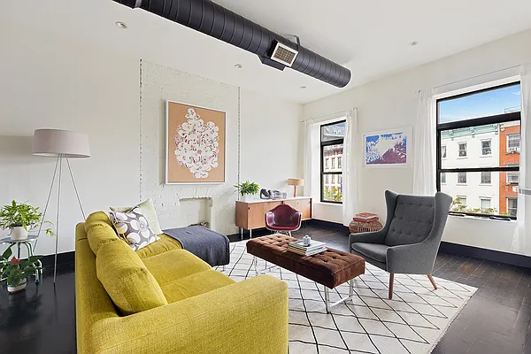 Rented by Compass | media 2