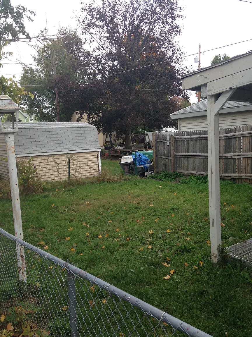 415 S State St photo 1