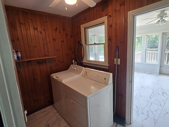 2nd image of 507 Robinson Dr