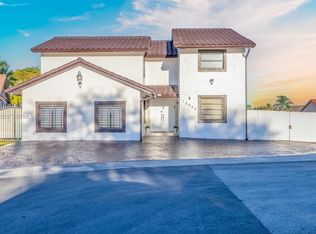 Westwind Lakes Sec 4, Miami, FL 33193