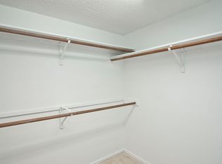 2221 Walnut Grove Ln, Garland, TX 75044