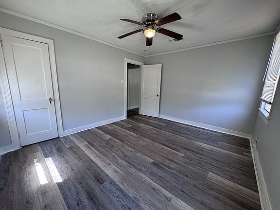 4th image of 2125 22nd Ave #A & B