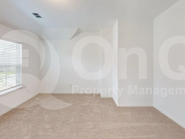1401 Bonsmara Dr — Photo 13