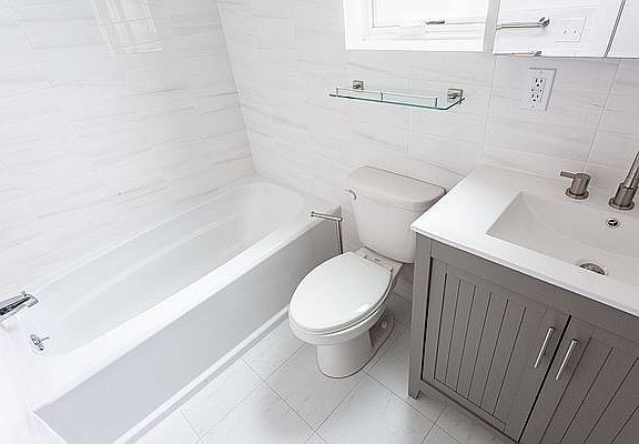4th image of 301 Cromwell Ave Floor 2