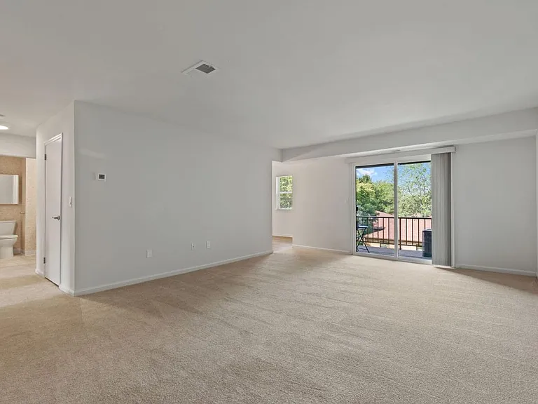 Powder Mill Apartments — Photo 19