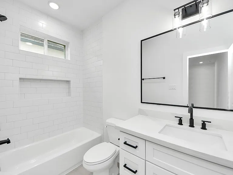 1216 English St — Photo 7